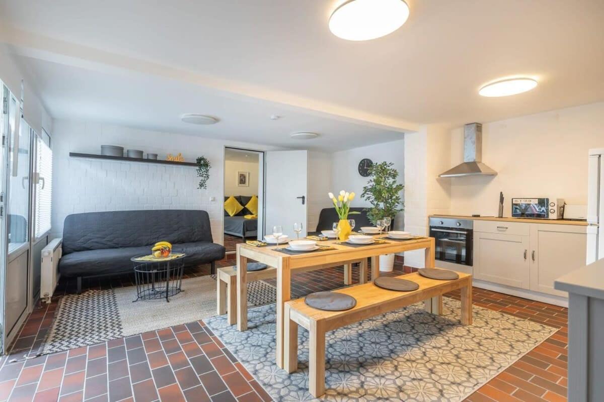 Hamburg City Apartment Exterior photo